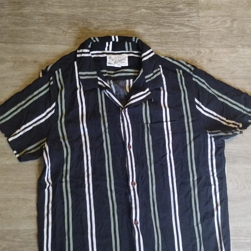Aeropostal the Resort Shirt Short Sleeve Shirt Size M - Picture 4 of 5